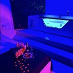 شقة In The Avec Jacuzzi Privatif - Hyper Centre *