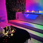 Апартаменты In The Avec Jacuzzi Privatif - Hyper Centre *