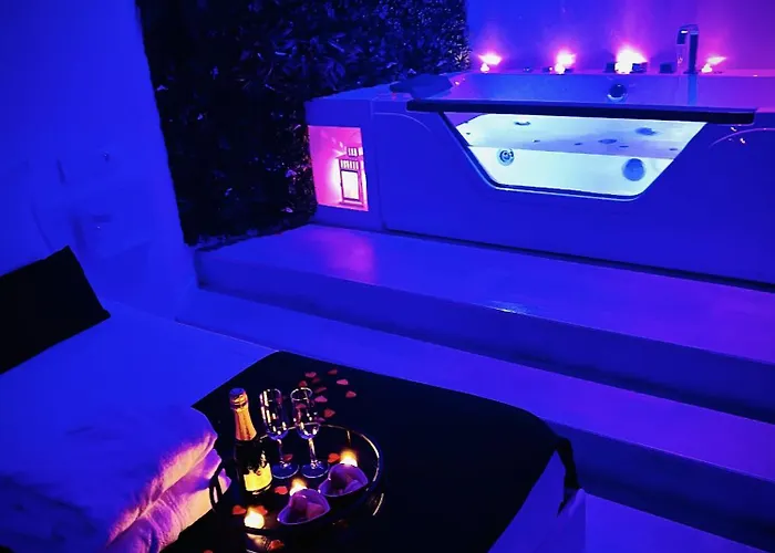 In The Avec Jacuzzi Privatif - Hyper Centre Apartment Montpellier